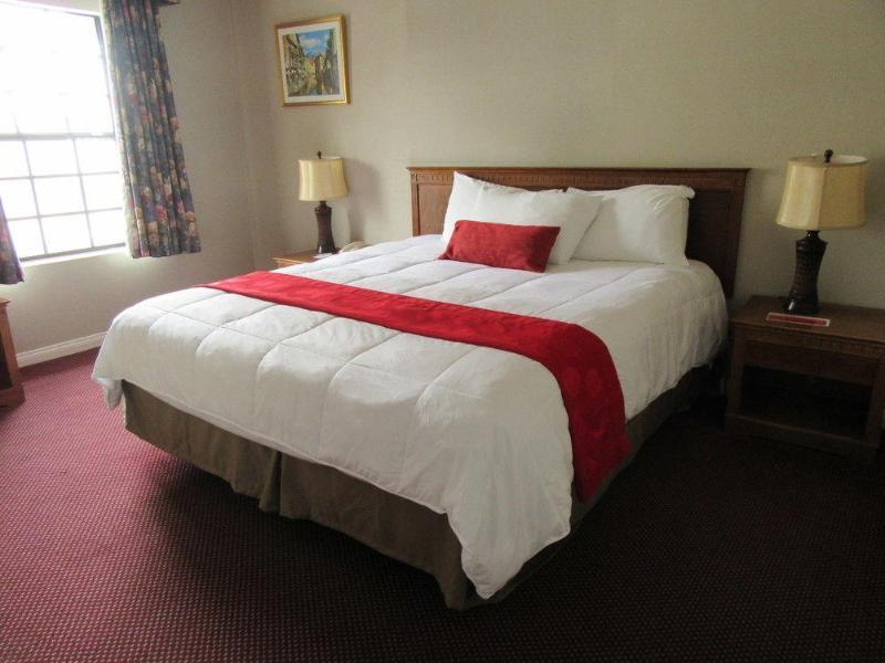 Ramada By Wyndham Los Angeles/Wilshire Center Extérieur photo