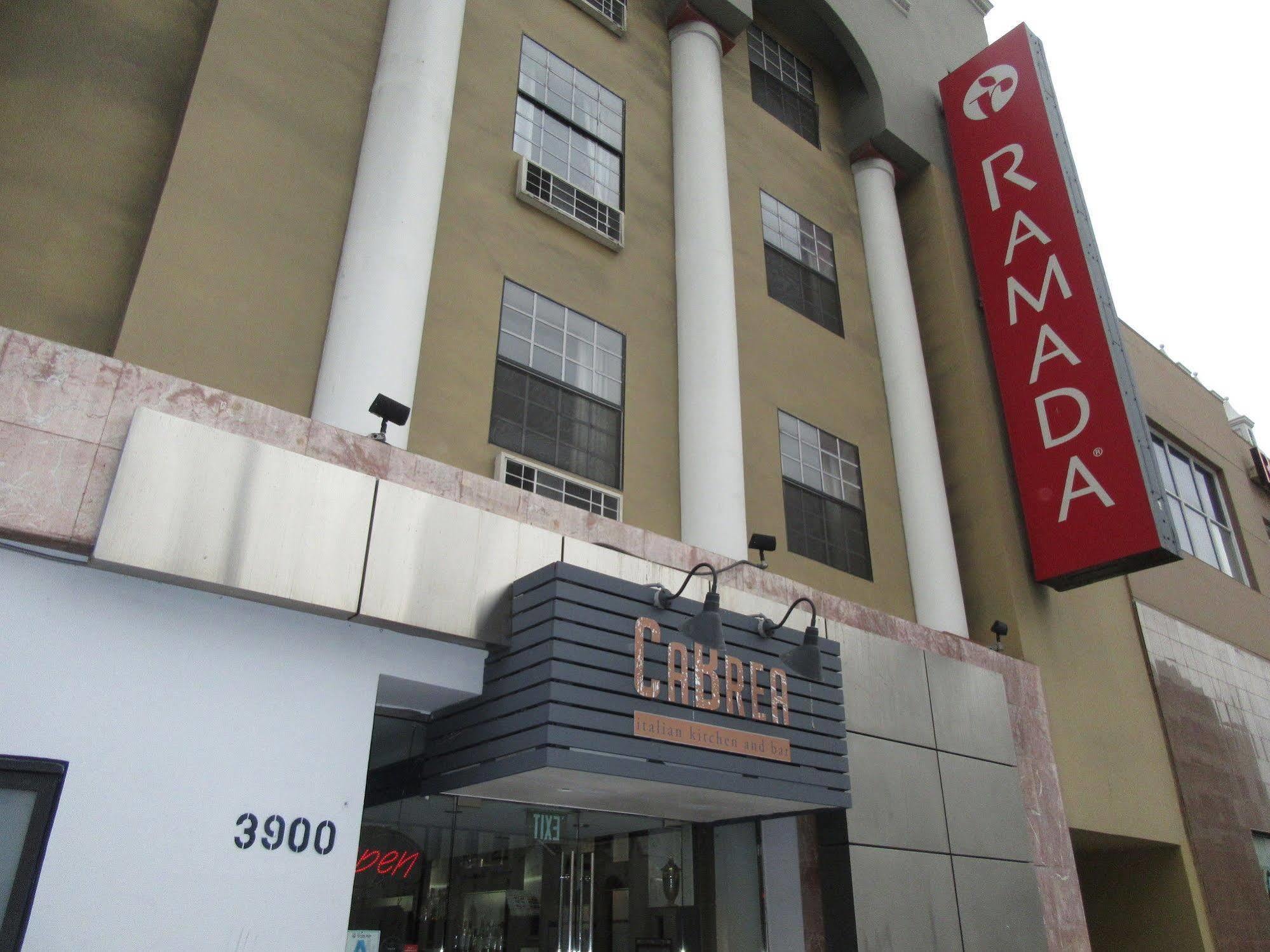 Ramada By Wyndham Los Angeles/Wilshire Center Extérieur photo